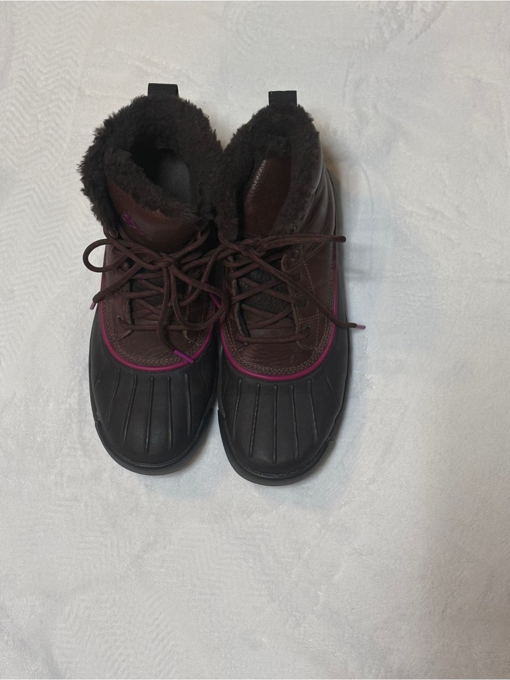 Nike Women’s Winter Lace-Up Boots - Black, Dark Brown, Pink Accent
